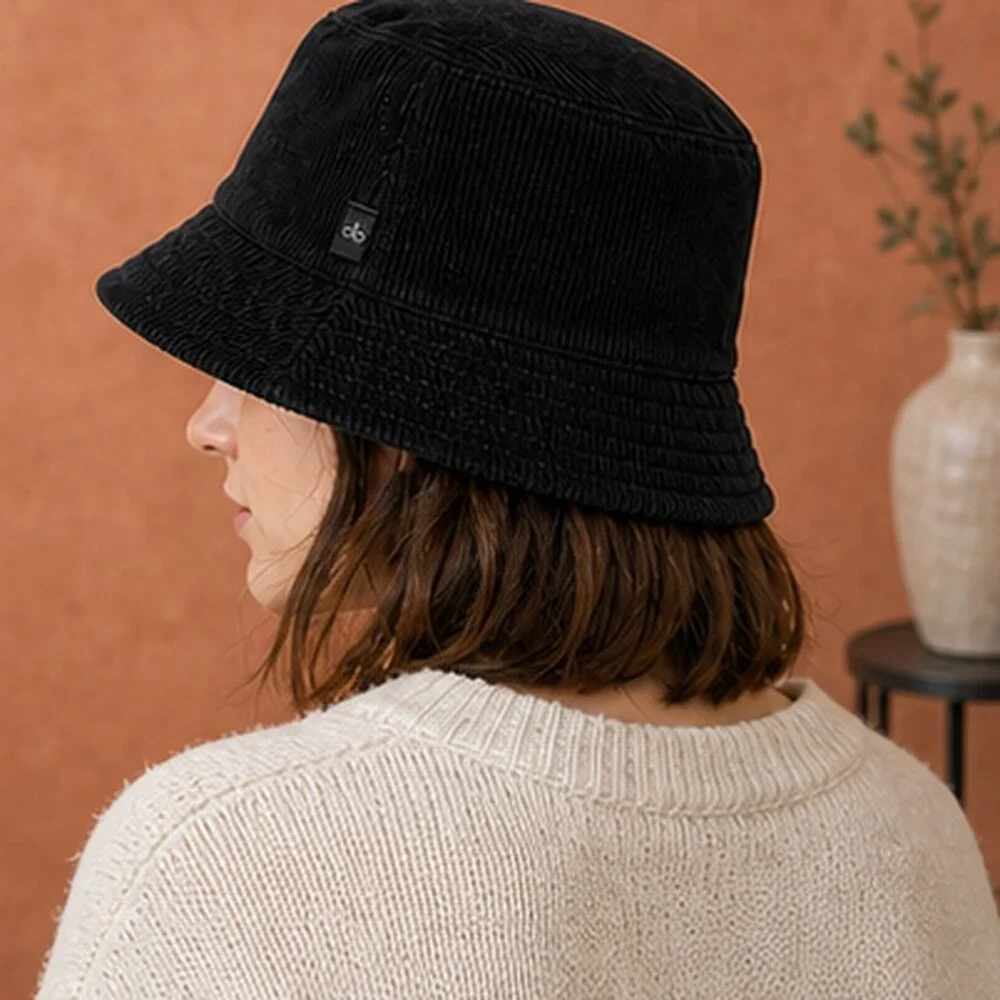 ALO Yoga Black Summer Bucket Hat Sporty